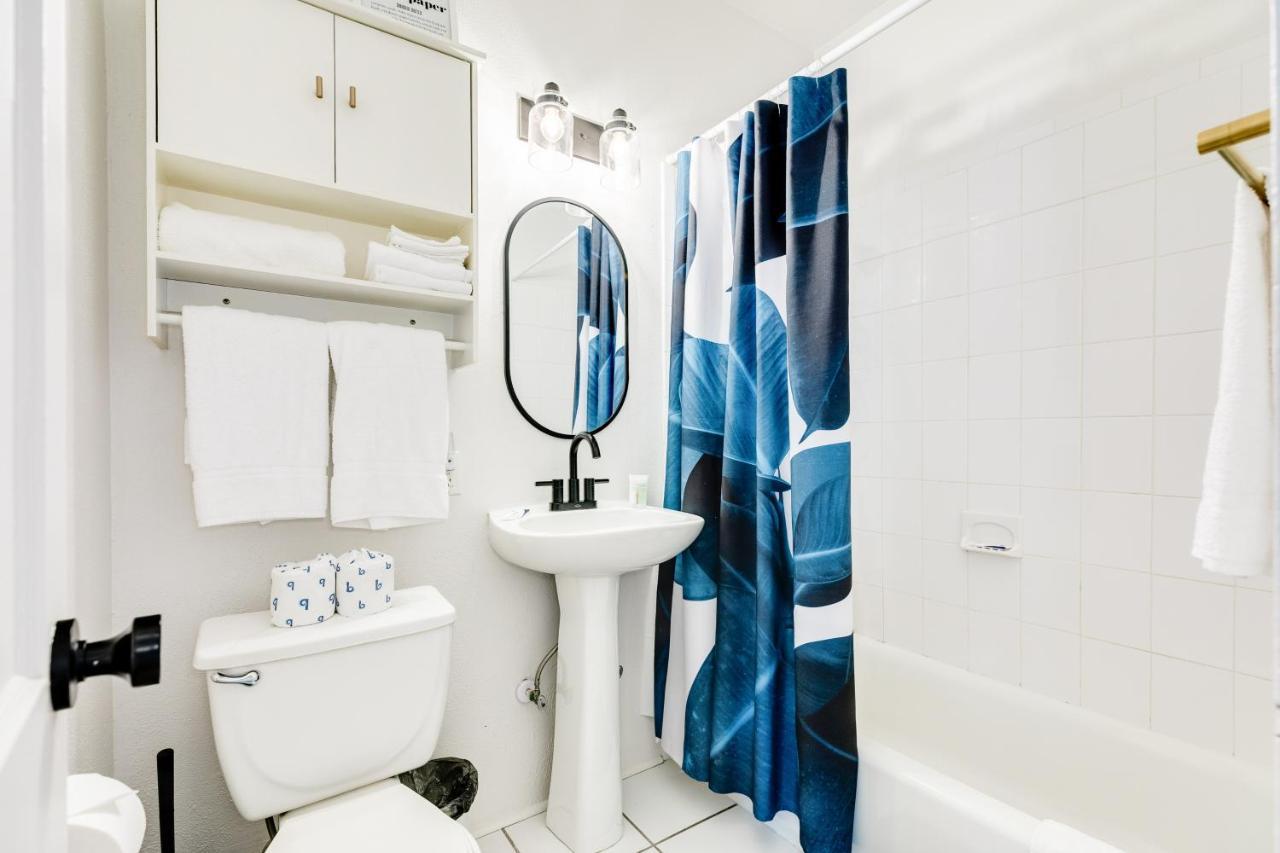 Soleil House - Unit D Villa Galveston Bagian luar foto